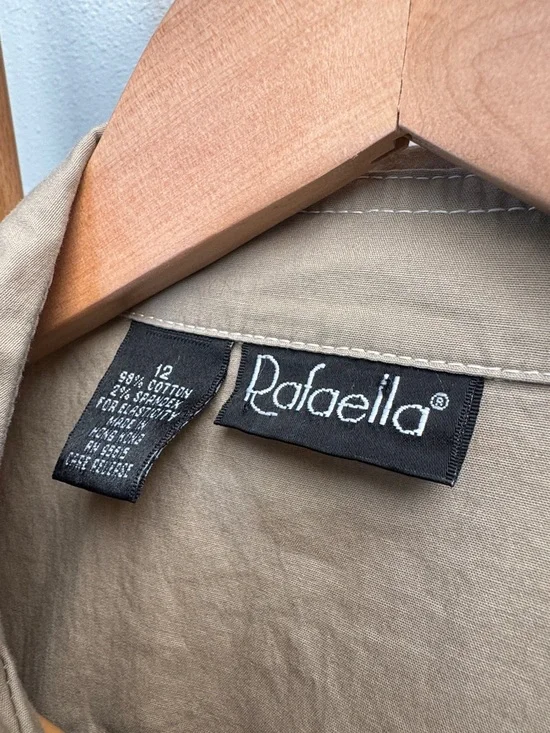 NWOT Rafaella Khaki Utility Zip-Front Sleeveless Vest with pockets - Picture 3 of 6